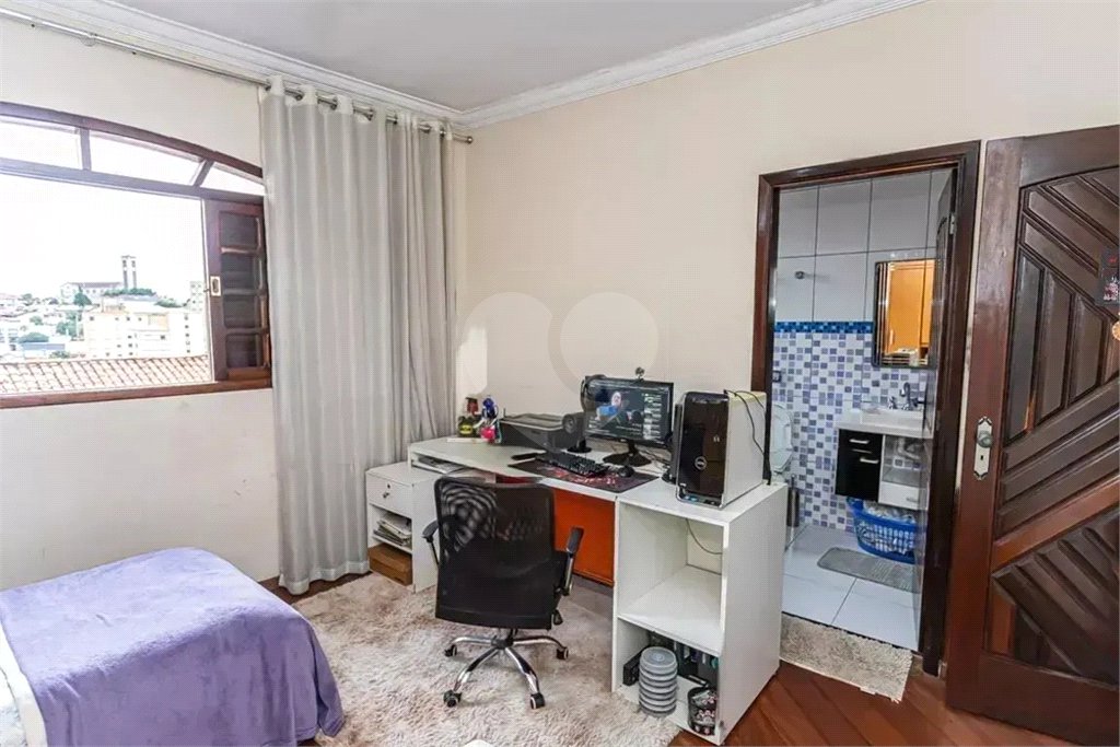 Sobrado à venda com 3 suítes em Vila Bonilha, São Paulo, SP