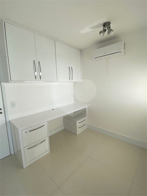 Apartamento à venda com 3 suítes em Aclimação, São Paulo, SP