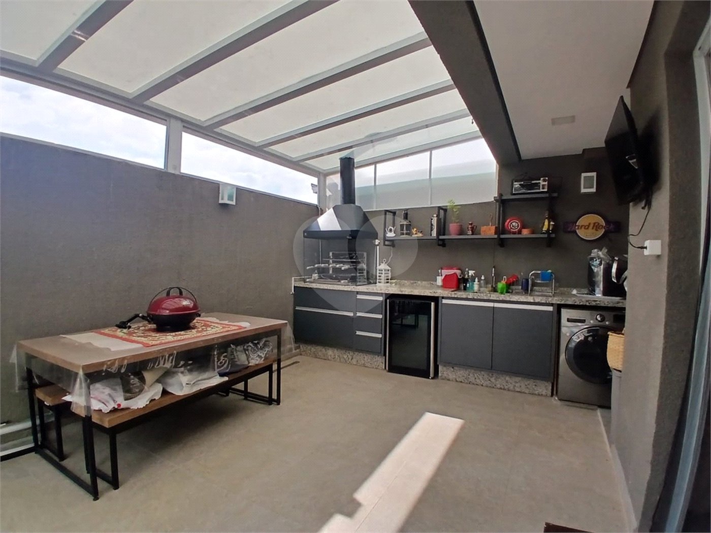 Apartamento à venda com 2 quartos, sendo 1 suíte,  em Bairro do Cambará, São Roque, SP