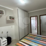 Casa à venda com 3 suítes no condomínio Residencial Delle Stelle, Louveira - SP