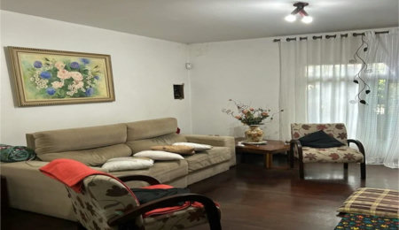 Casa à venda com 3 suítes em Jardim Colombo, São Paulo, SP