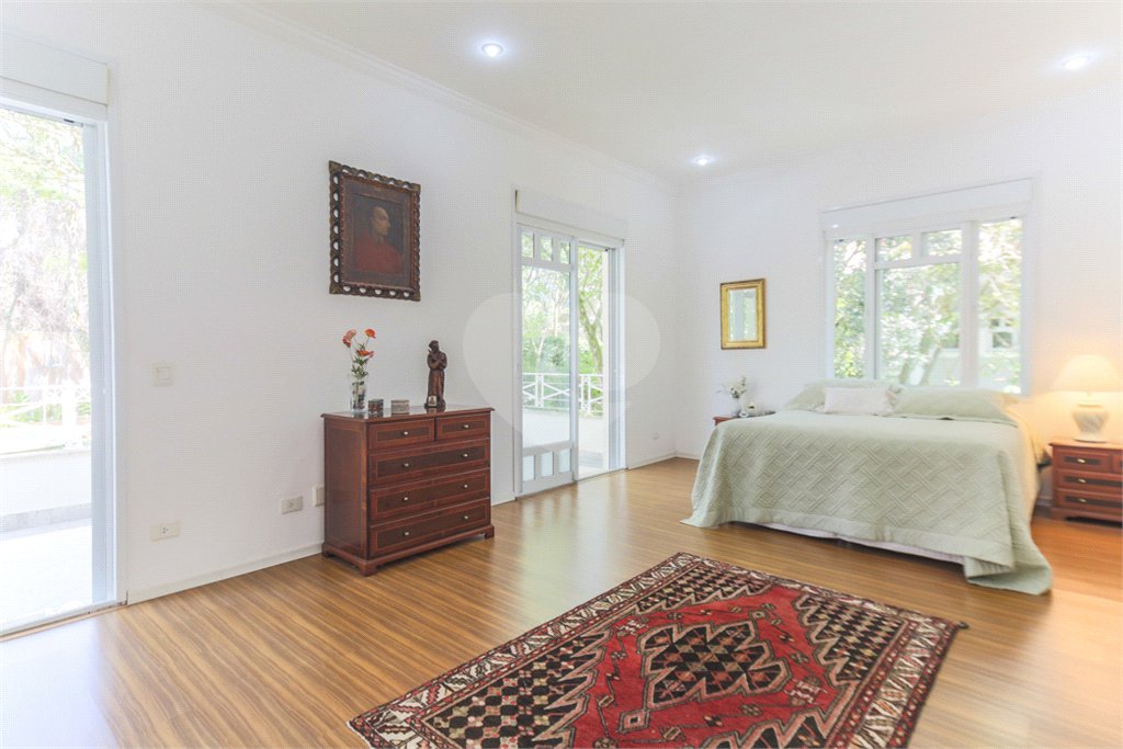 Casa à venda com 5 suítes no condomínio Chácara Flora, São Paulo - SP