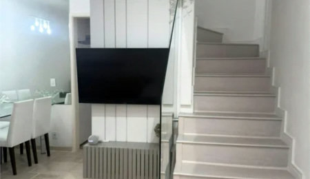 Casa à venda com 3 quartos, sendo 1 suíte,  no condomínio Villas de São Francisco, São Paulo - SP