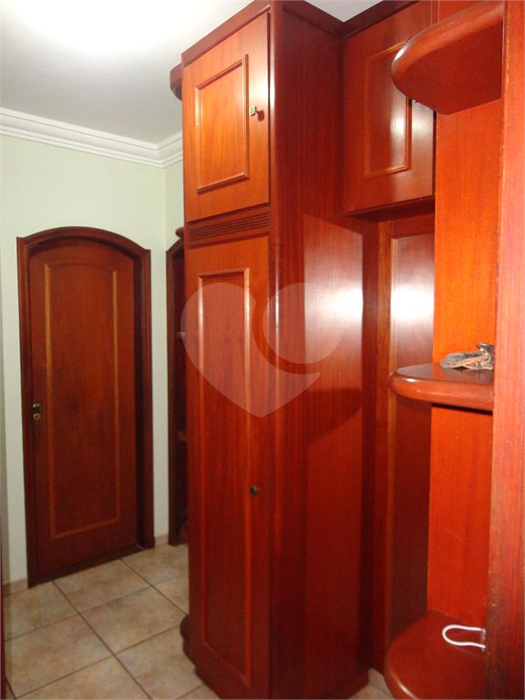 Chácara à venda com 4 suítes em Monte Alegre, Vinhedo, SP