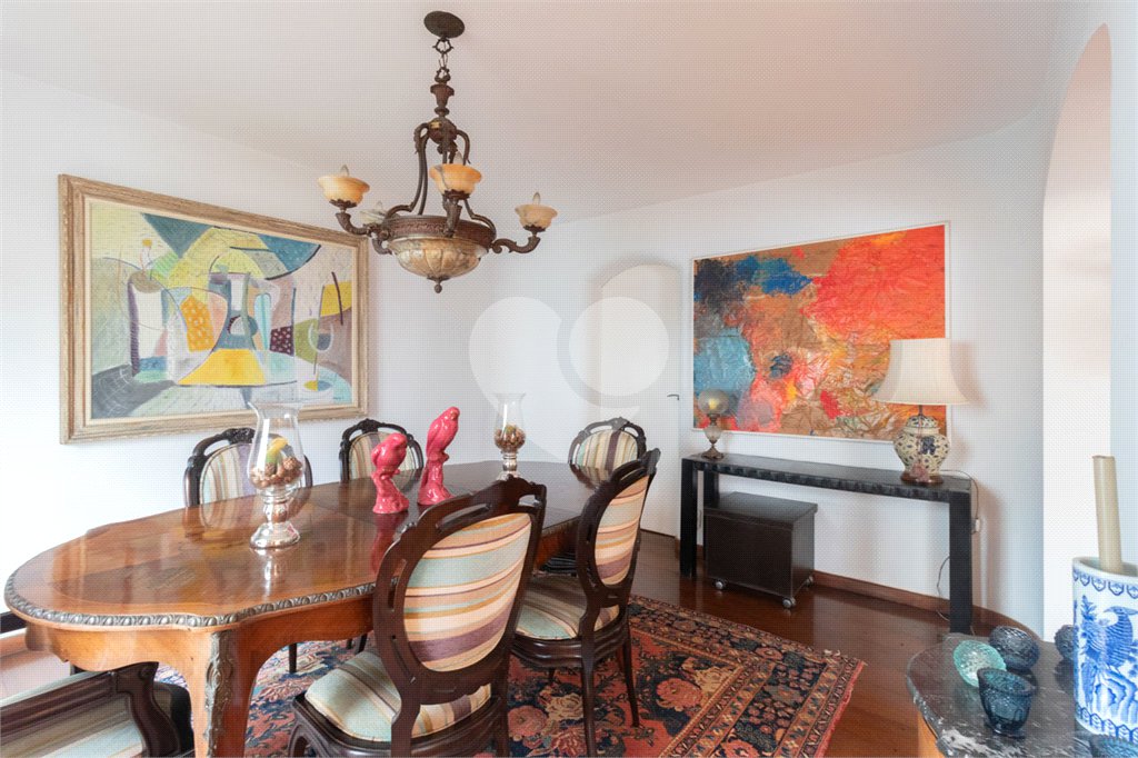 Apartamento à venda com 4 quartos, sendo 1 suíte, em Jardim Paulista, São Paulo, SP