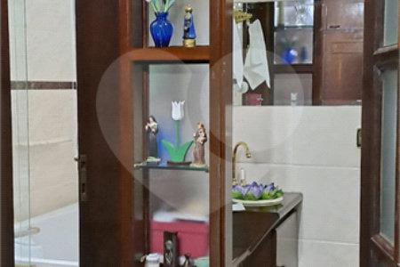 Casa à venda com 5 quartos, sendo 4 suítes,  em Jardim Armênia, Mogi das Cruzes, SP