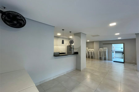 Apartamento à venda com 3 quartos, sendo 1 suíte,  em Planalto Paulista, São Paulo, SP