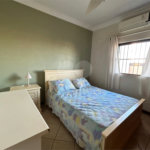 Sobrado à venda com 3 quartos, sendo 1 suíte,  em Parque dos Bandeirantes, Ribeirão Preto, SP