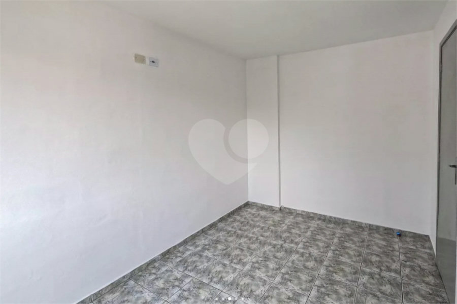 Apartamento à venda com 2 quartos em Horto, São Paulo, SP