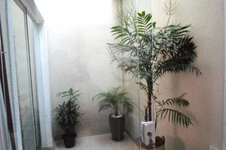 Casa à venda com 3 quartos, sendo 1 suíte,  no condomínio Fernandes, São Paulo - SP