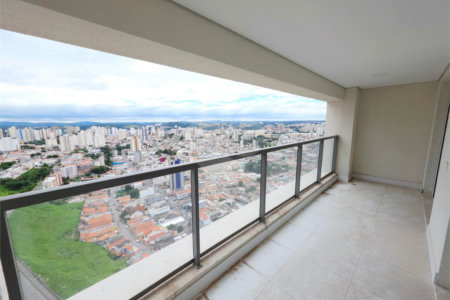 Triplex à venda com 4 suítes em Anhangabaú, Jundiaí, SP