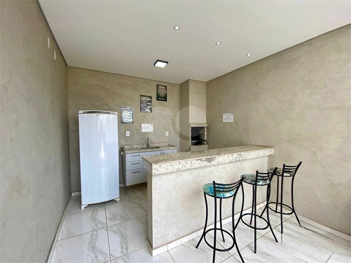 Apartamento à venda com 2 quartos, sendo 1 suíte, em Jardim Pagliato, Sorocaba, SP