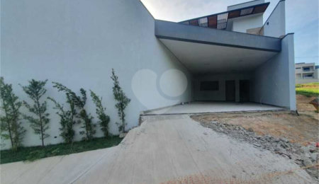 Casa à venda com 3 suítes no condomínio Residencial Mantova, Indaiatuba - SP