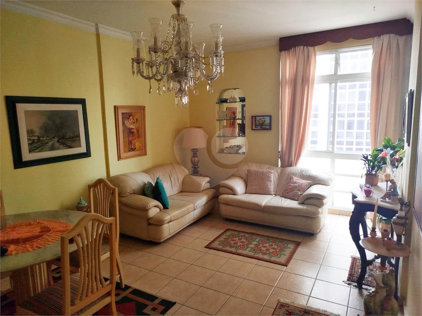 Apartamento em Higienópolis com 2 dormitórios