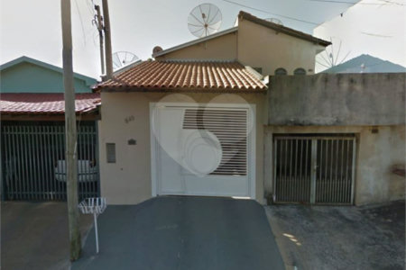 Casa à Venda no Jardim Mariana em Ibaté