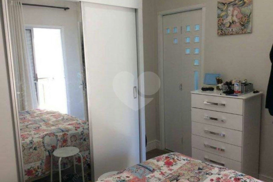 Casa à venda com 2 quartos, sendo 1 suíte, no condomínio Residencial Vila da Serra, São Paulo - SP