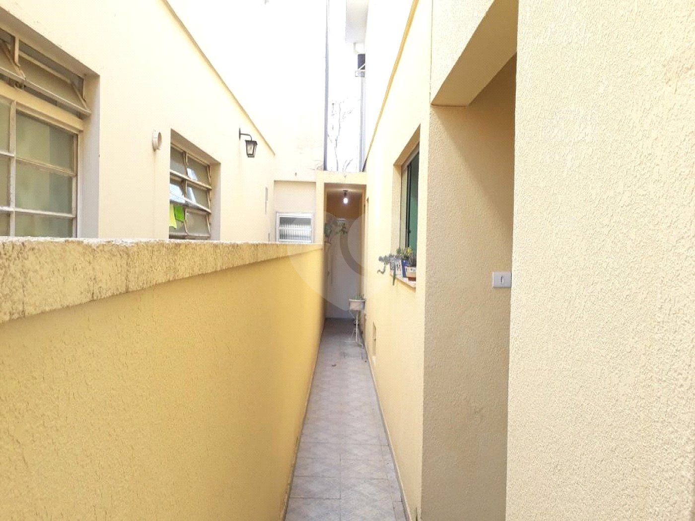 Casa à venda com 3 quartos, sendo 2 suítes, em Cidade dos Bandeirantes, São Paulo, SP