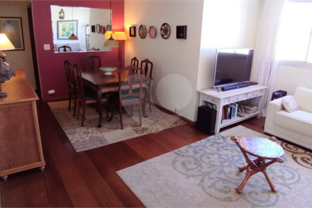 Apartamento à venda com 3 quartos, sendo 1 suíte, em Vila Paulicéia, São Paulo, SP