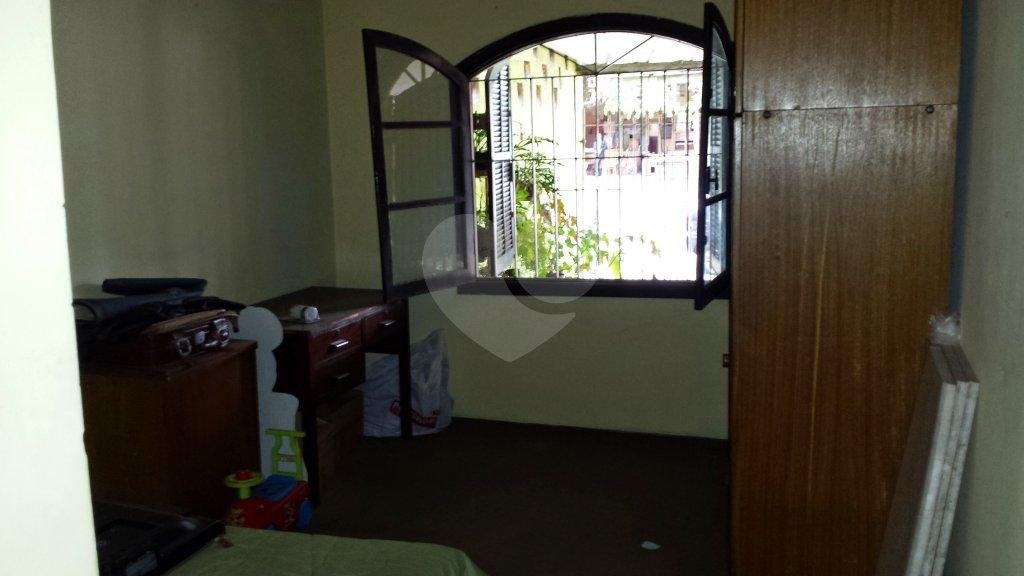 Casa à venda com 3 quartos, sendo 1 suíte, em Itaquera, São Paulo, SP