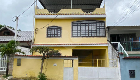 Casa à venda com 2 suítes no condomínio Village da Cachamorra, Rio de Janeiro - RJ