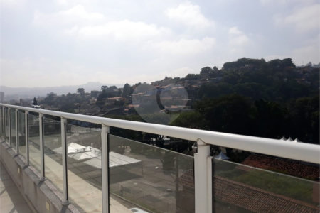 Apartamento à venda ou para alugar com 2 quartos, sendo 1 suíte,  em Vila Santa Isabel, São Roque, SP