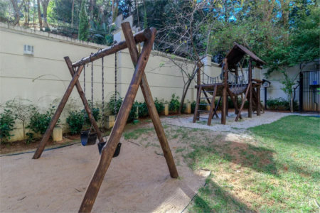 Apartamento à venda com 2 quartos, sendo 1 suíte,  em Vila Andrade, São Paulo, SP