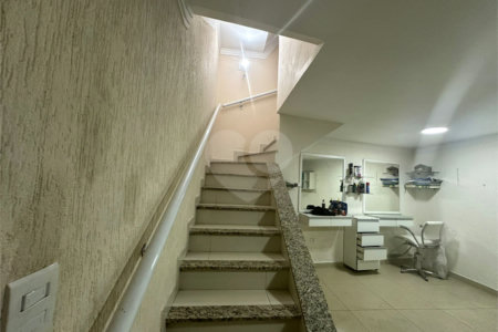 Casa à venda ou para alugar com 3 quartos, sendo 1 suíte,  em Jardim Vivan, São Paulo, SP