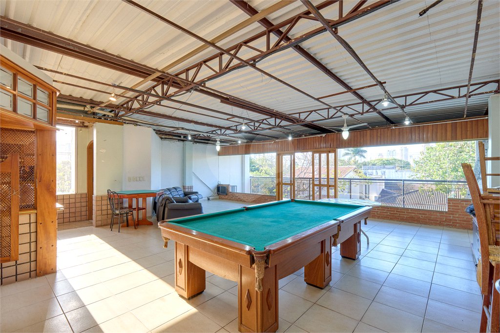 Sobrado à venda com 4 quartos, sendo 1 suíte, em Brooklin Novo, São Paulo, SP