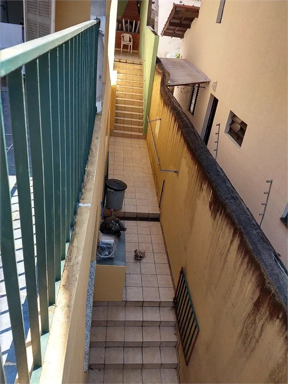 Sobrado à venda com 4 quartos, sendo 1 suíte,  em Parque dos Príncipes, São Paulo, SP