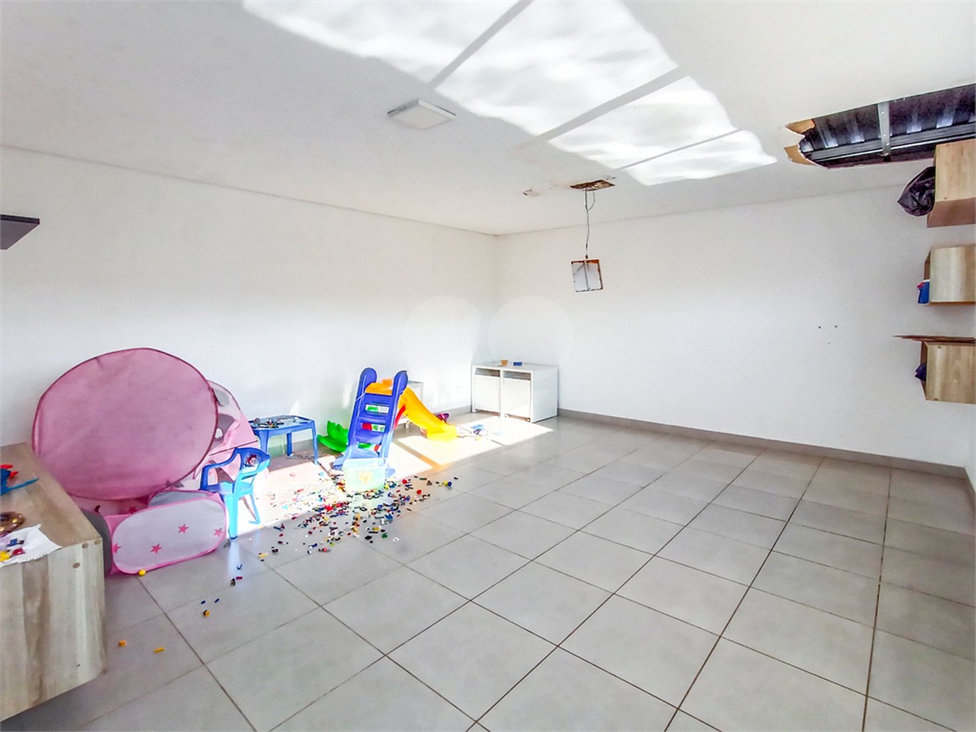 Casa à venda com 2 suítes no condomínio Residencial Américo Figueiredo, Sorocaba - SP