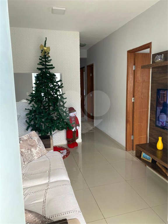 Casa à venda com 3 quartos, sendo 1 suíte, no condomínio Residencial Vale Verde, Rio de Janeiro - RJ