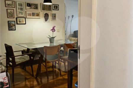 Apartamento à venda com 3 quartos, sendo 2 suítes, em Pinheiros, São Paulo, SP
