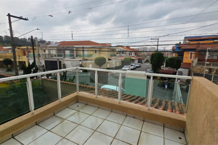 Sobrado à venda com 2 suítes em Jardim Pinheiros, São Paulo, SP