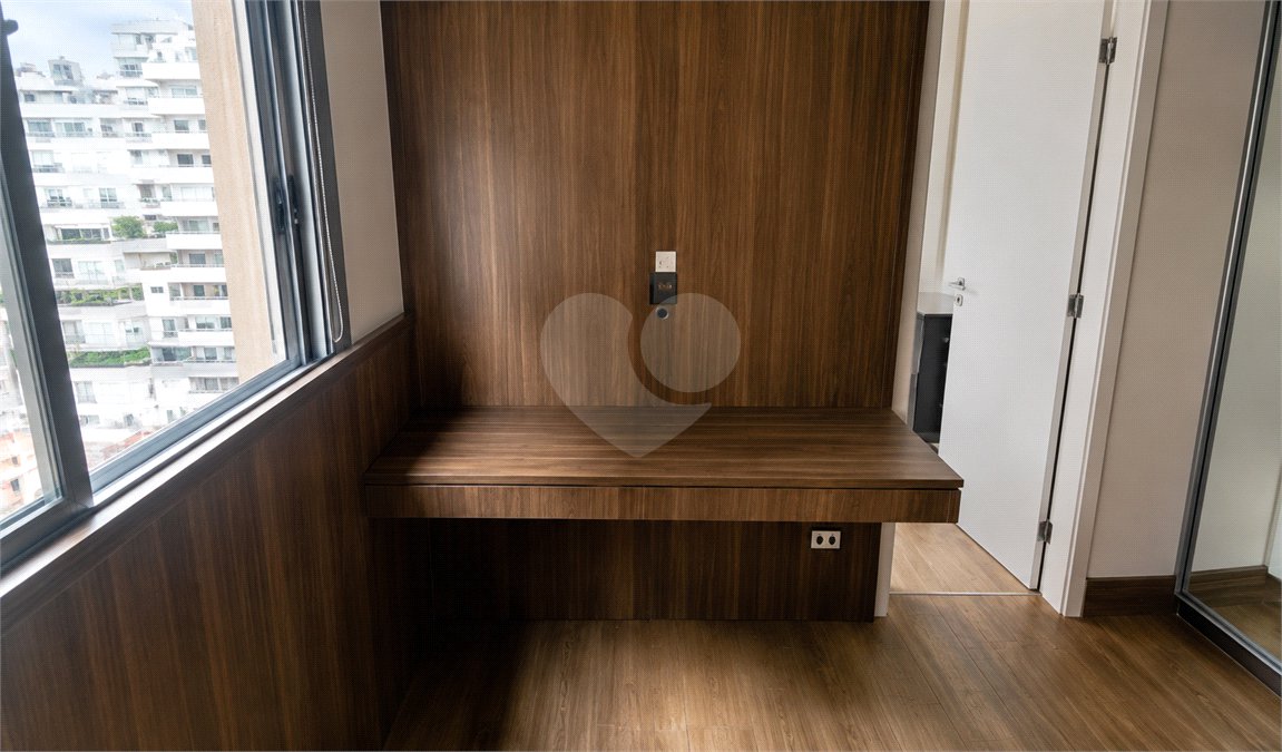 Apartamento à venda com 3 suítes em Sumarezinho, São Paulo, SP
