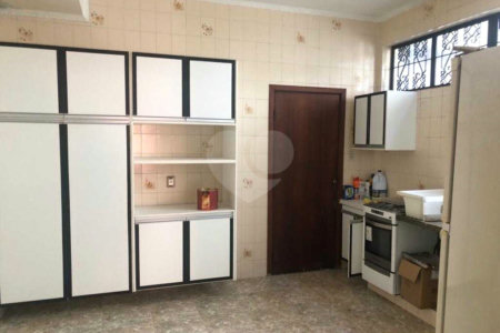 Sobrado à venda ou para alugar com 5 quartos, sendo 3 suítes, em Vila Independência, Sorocaba, SP