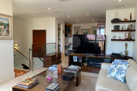 Apartamento à venda com 3 quartos, sendo 2 suítes, em Mooca, São Paulo, SP