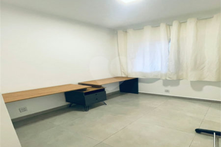 Apartamento à venda com 2 quartos, sendo 1 suíte, no condomínio Parque Dos Girassois, São Carlos - SP