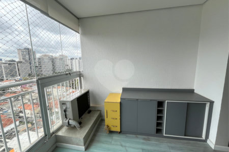 Apartamento à venda - Chácara Santo Antônio