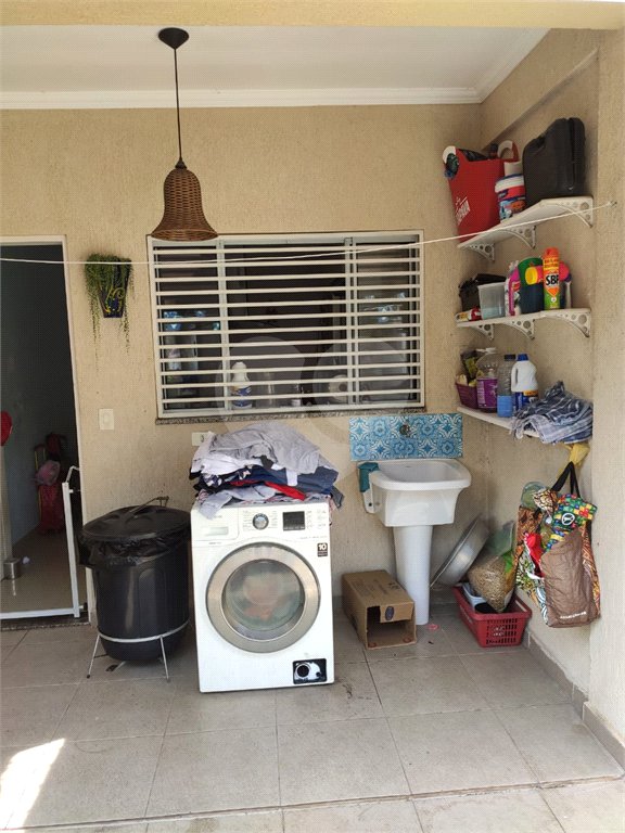 Casa à venda com 3 quartos, sendo 1 suíte,  em Vila Suissa, Mogi das Cruzes, SP