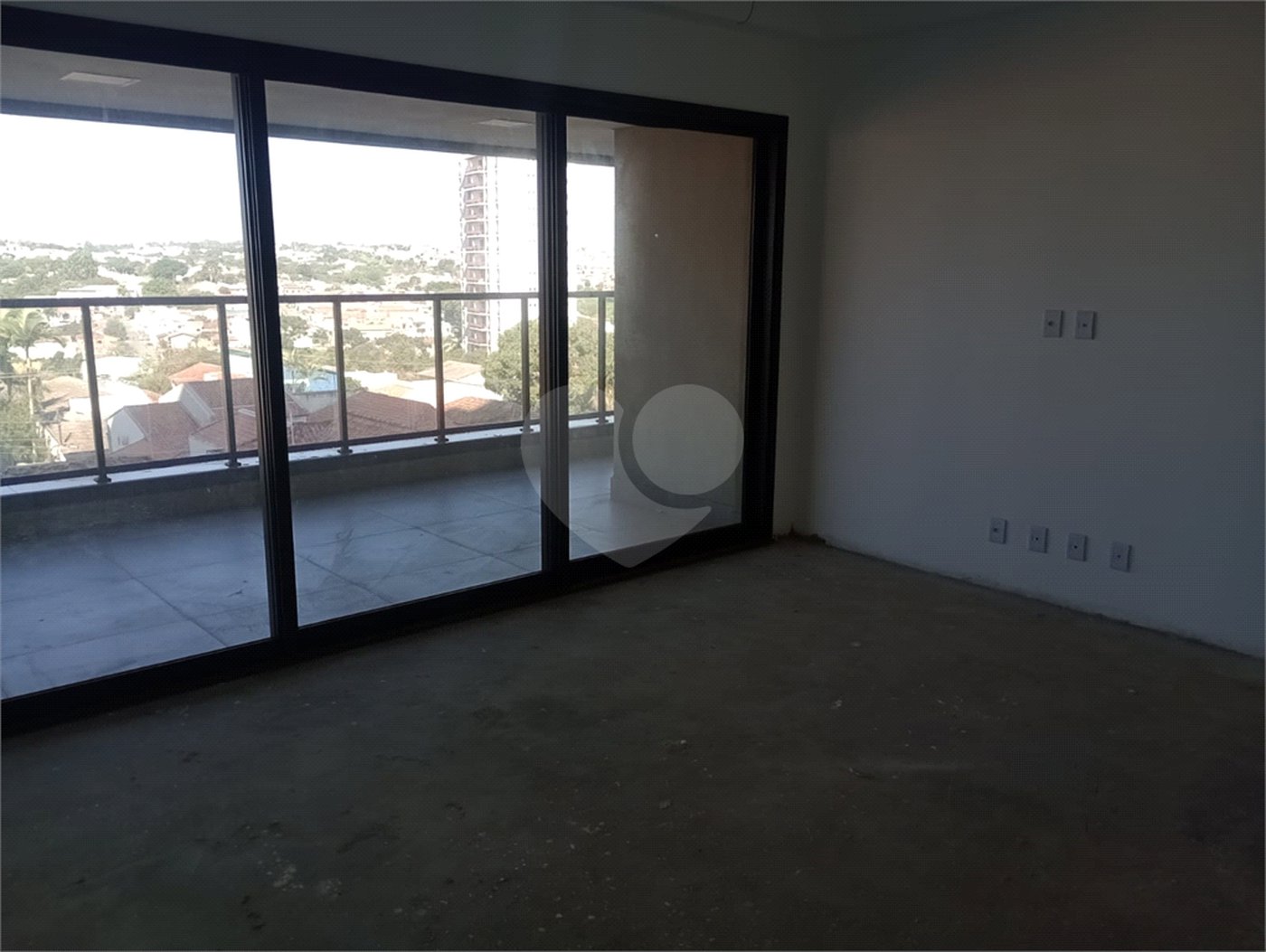 Apartamento à venda com 3 suítes no Centro, Itapetininga, SP