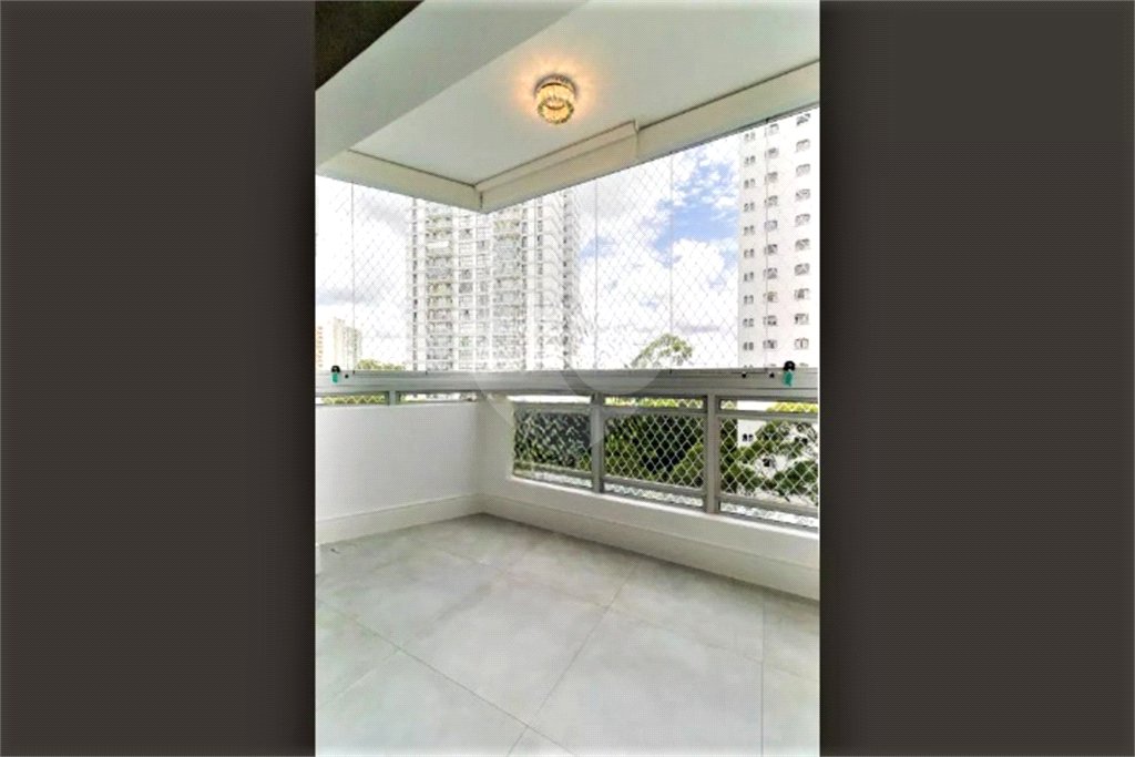 Apartamento à venda com 3 quartos, sendo 1 suíte,  em Jardim Marajoara, São Paulo, SP