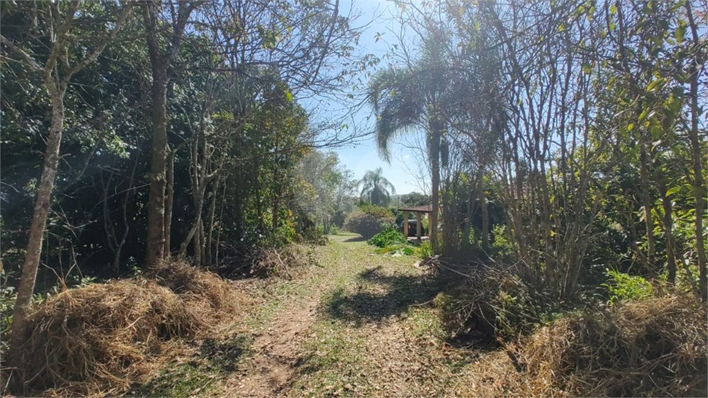 Sítio à venda com 3 quartos, sendo 1 suíte,  em Da Barra, Salto de Pirapora, SP