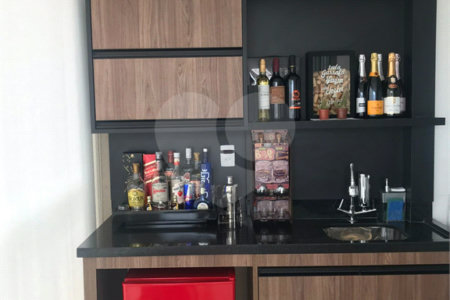 Apartamento à venda com 2 quartos, sendo 1 suíte,  em Fazenda Morumbi, São Paulo, SP