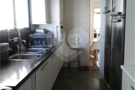 Apartamento à venda com 4 quartos, sendo 2 suítes, em Santa Teresinha, São Paulo, SP
