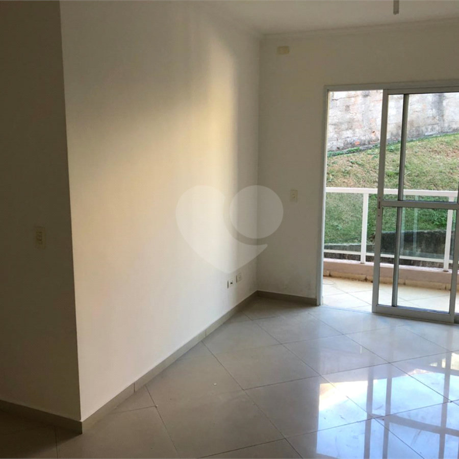 Apartamento para alugar com 3 quartos, sendo 1 suíte, em Pinheirinho, Vinhedo, SP
