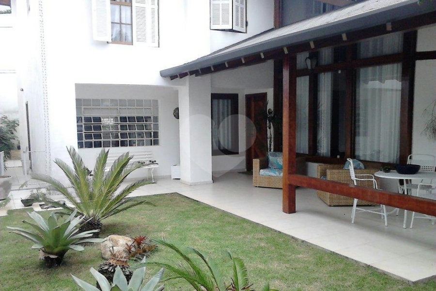 Sobrado à venda com 3 quartos, sendo 1 suíte, em Jardim Franca, Guarulhos, SP