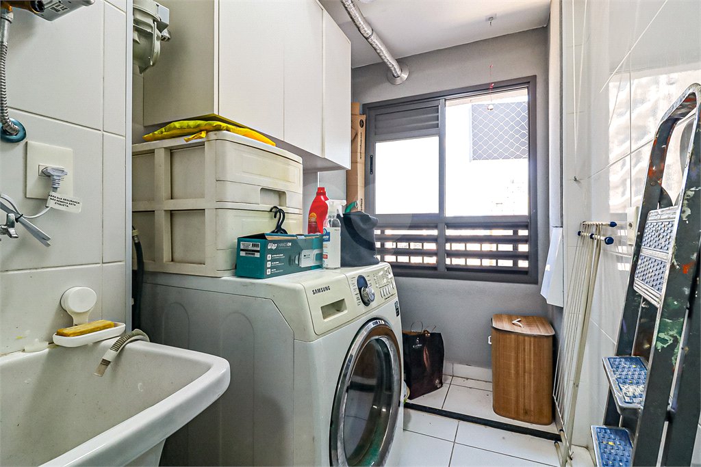 Apartamento à venda com 1 quarto em Jardim das Acácias, São Paulo, SP
