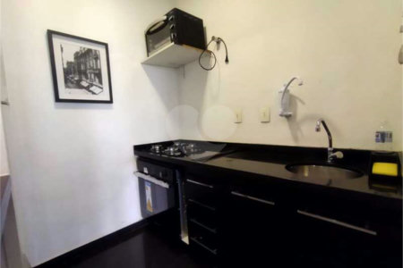 Flat à venda com 1 quarto em Moema, São Paulo, SP