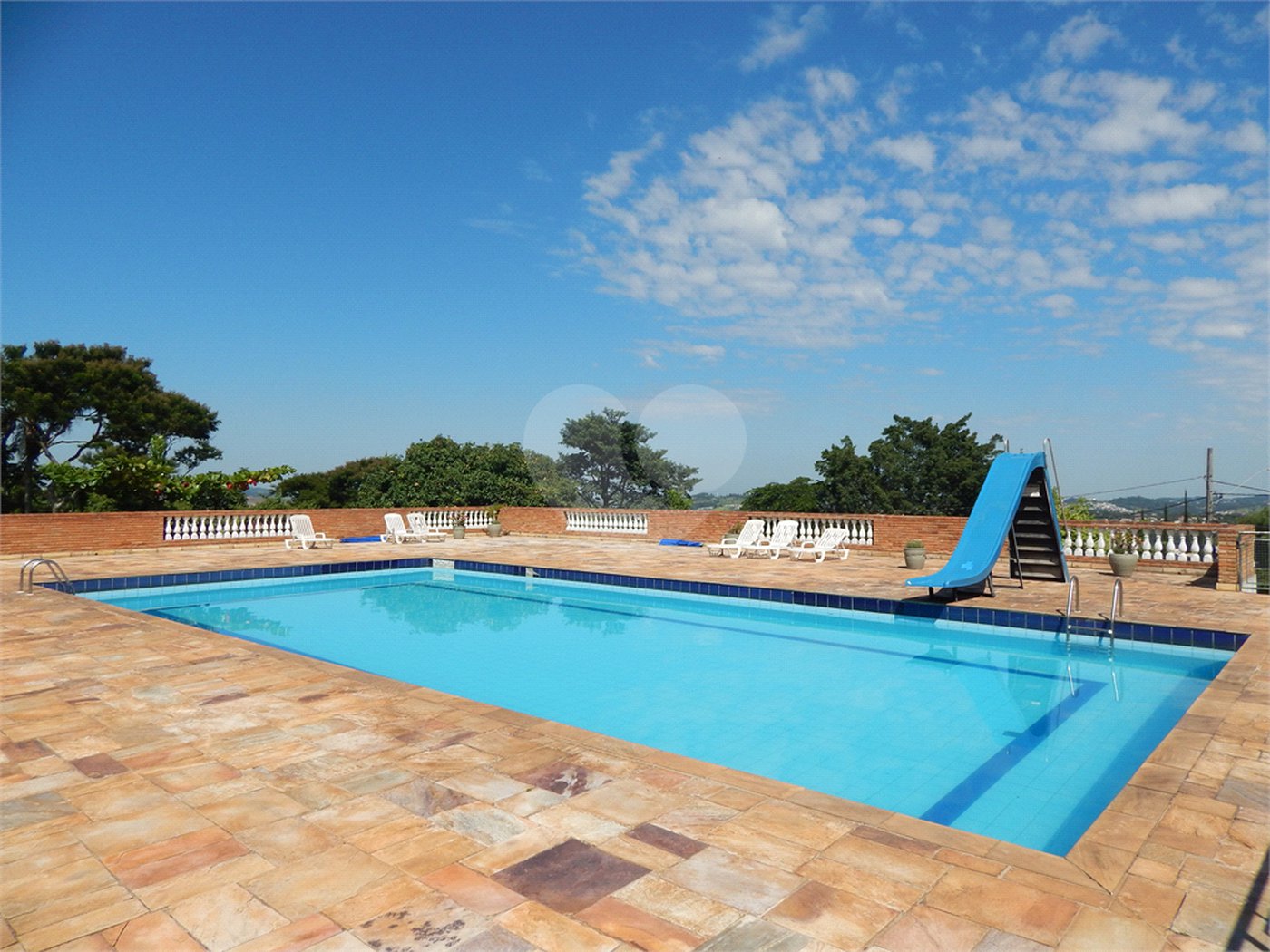 Casa à venda com 3 suítes no condomínio Alpes de Vinhedo, Vinhedo - SP