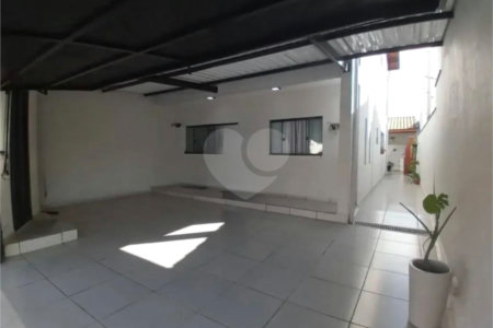 Casa à venda com 3 quartos, sendo 1 suíte, em Jardim Wanel Ville V, Sorocaba, SP